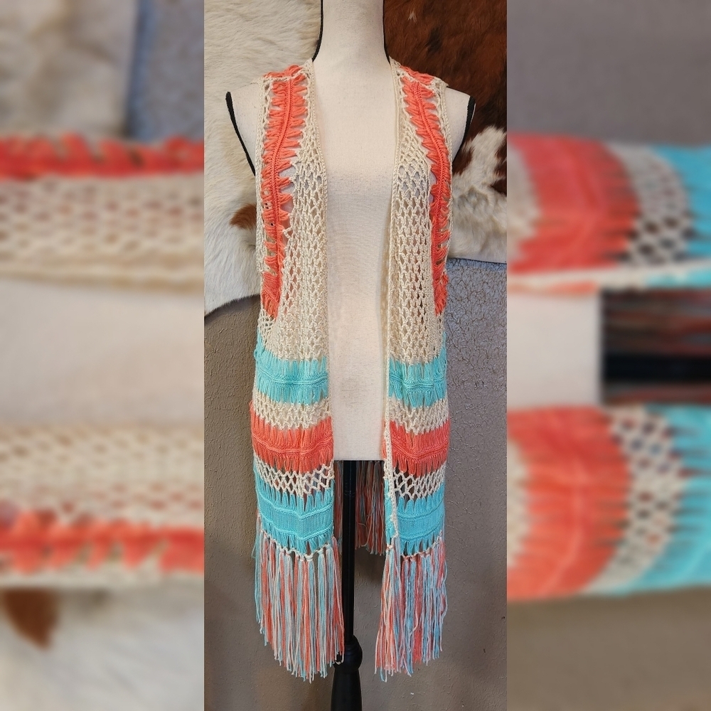 Frazzle Crochet Fringe Vest Sz L - Picture 2 of 9